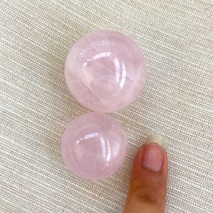 Pink small spheres